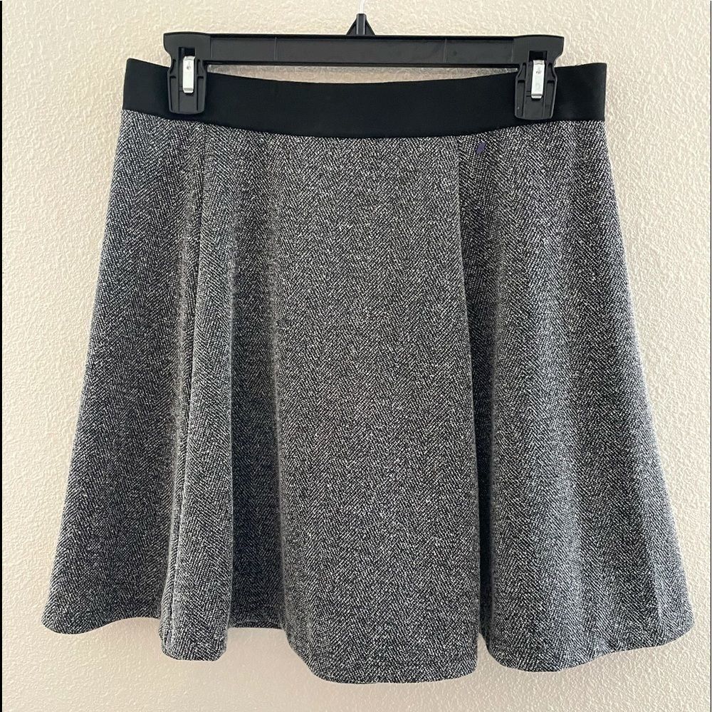 DIVIDED BLACK TWEED SKIRT
